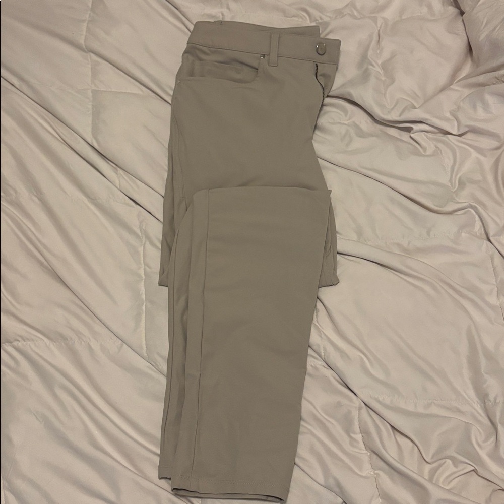 Lululemon ABC pant khaki 32x32 slim fit